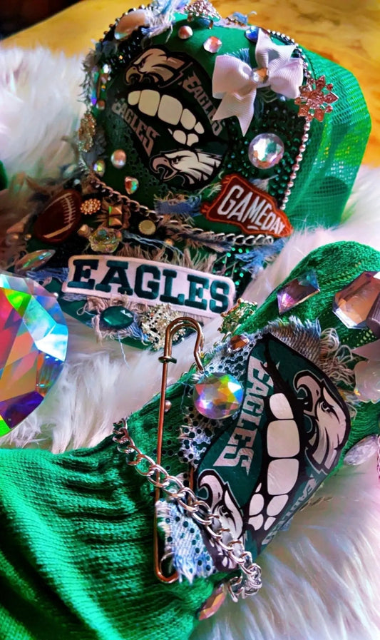 Celebrate the Eagles’ Super Bowl Victory with Our Luxury Kelly & Midnight Green Junk Hat & Socks! 🏆🦅 - ✨ B.eaded E.verything by "The Croc Doc" 💕🐊