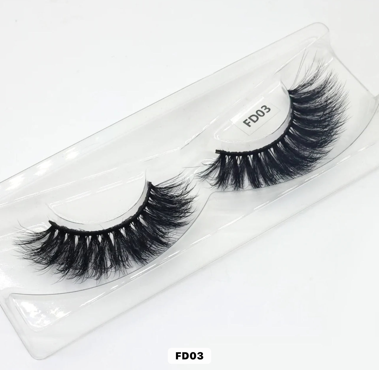 Magnetic Russian Faux Mink Lashes – Cruelty-Free & Vegan by B.E. 💕🐊 🖤