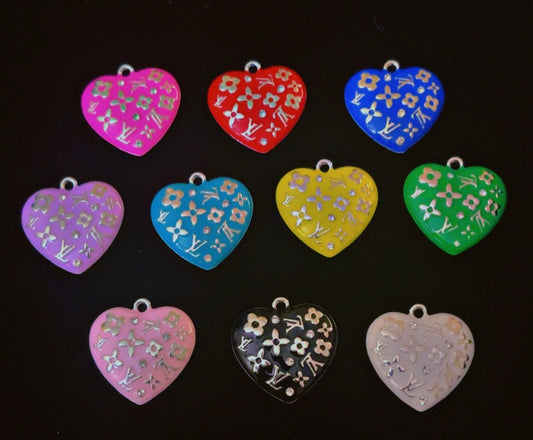 LV BIG HEARTS – Colorful, designer-inspired alloy charm, perfect for creating bold, personalized accessories like bracelets, necklaces, keychains, purse charms, shoes, and more.