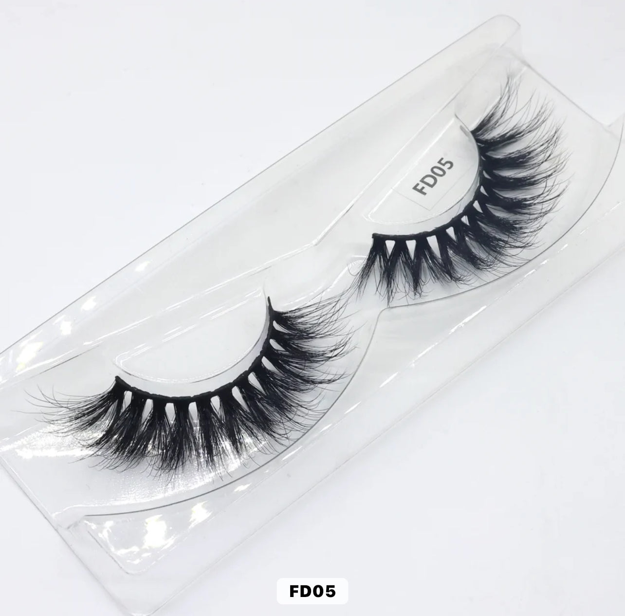 Magnetic Russian Faux Mink Lashes – Cruelty-Free & Vegan by B.E. 💕🐊 🖤