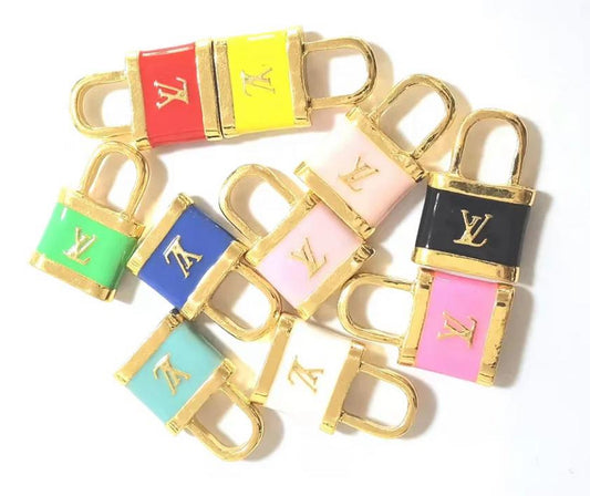 ✨🔒 LV-Inspired Fashion Luxe Lock