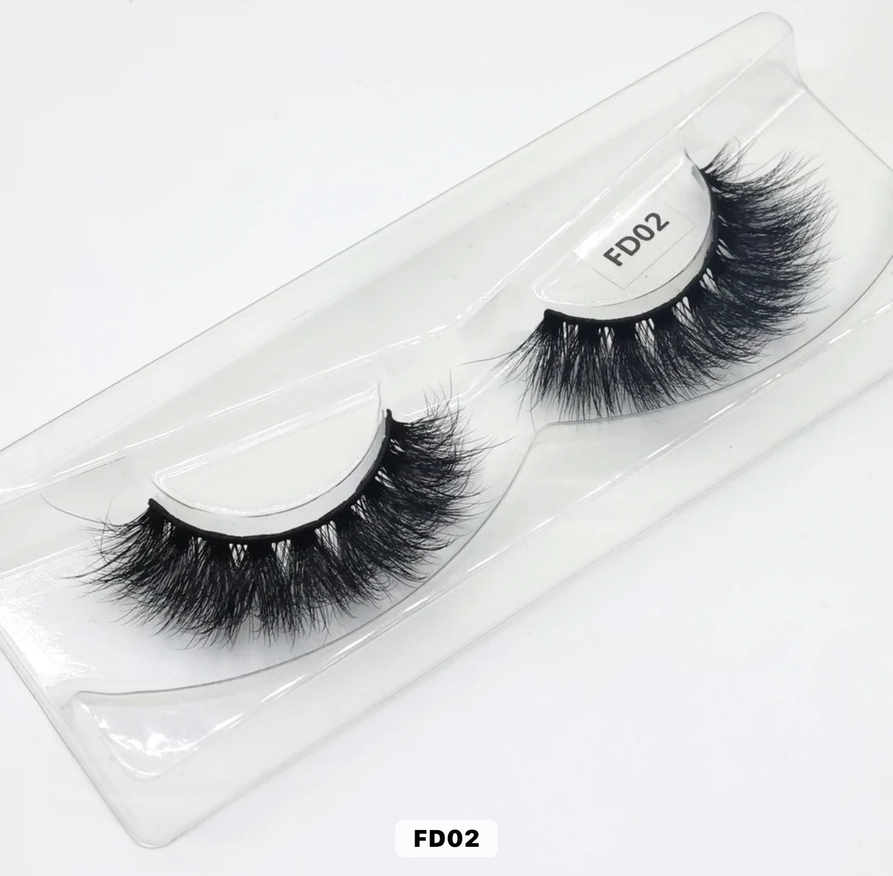 Magnetic Russian Faux Mink Lashes – Cruelty-Free & Vegan by B.E. 💕🐊 🖤