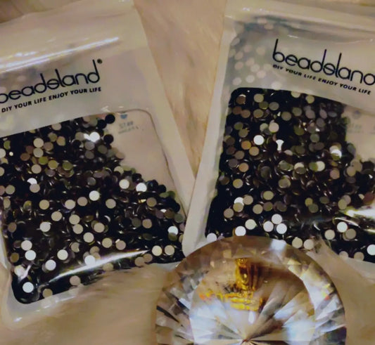 “Sparkle Up! ✨ 2880pcs SS20 Flat Back Crystal Rhinestones – 💅✨ - ✨ B.eaded E.verything by "The Croc Doc" 💕🐊